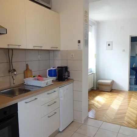 Marlin Apartament Klenovica