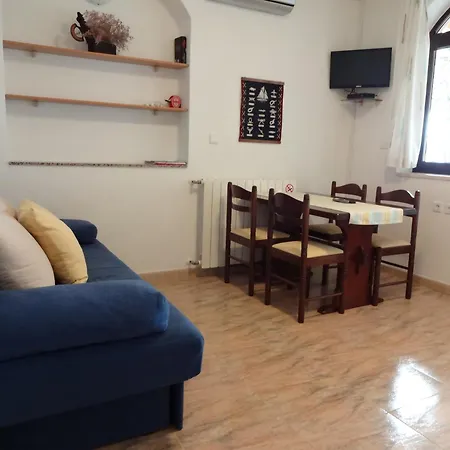 Marlin Apartment