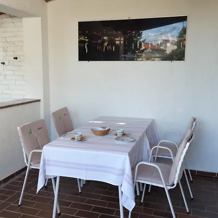 Apartment Marlin Klenovica