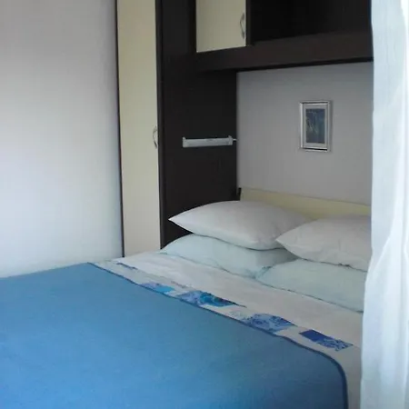 Marlin Apartament Klenovica